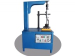 Vertical girth seam welder